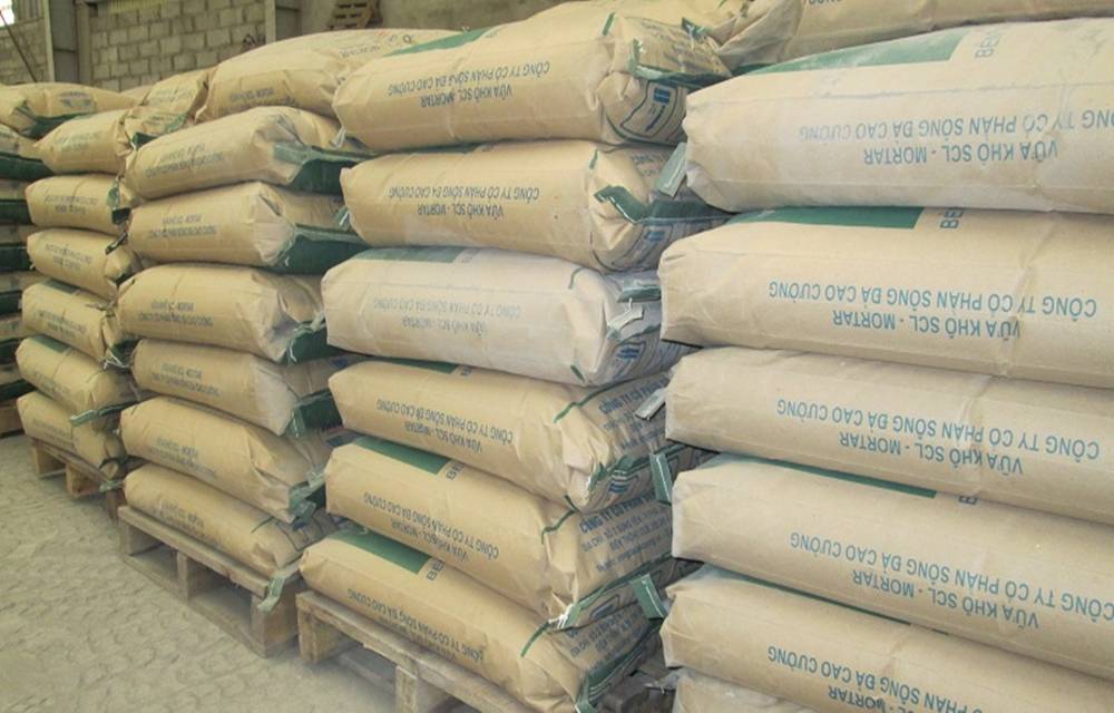 Cần bảo quản vật liệu xây dựng kỹ càng khi xây nhà mùa mưa