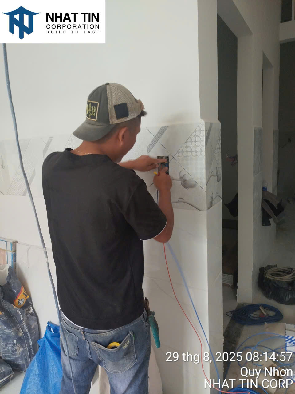 Hệ thống điện nước M&E cũng được thi công đồng bộ